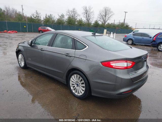 Photo 2 VIN: 3FA6P0PU8ER246161 - FORD FUSION ENERGI 