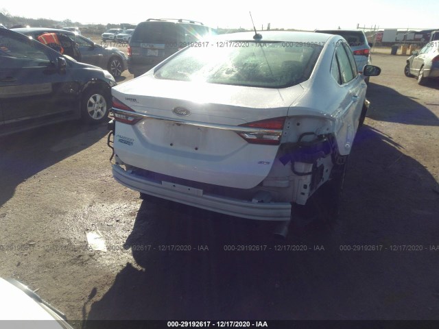 Photo 5 VIN: 3FA6P0PU8HR275566 - FORD FUSION ENERGI 