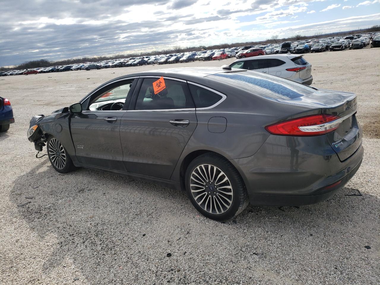 Photo 1 VIN: 3FA6P0PU8JR163100 - FORD FUSION 