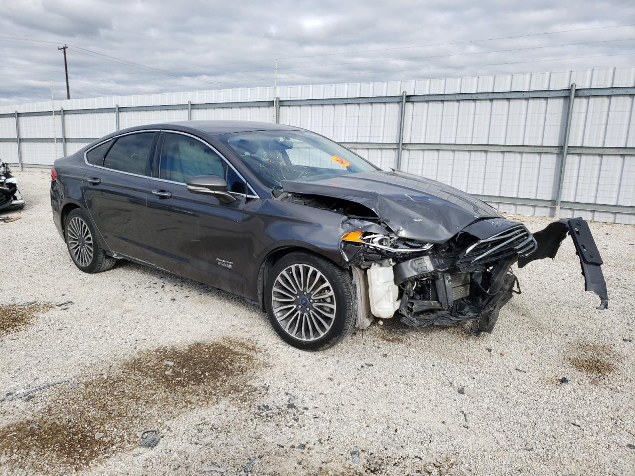 Photo 3 VIN: 3FA6P0PU8JR163100 - FORD FUSION 