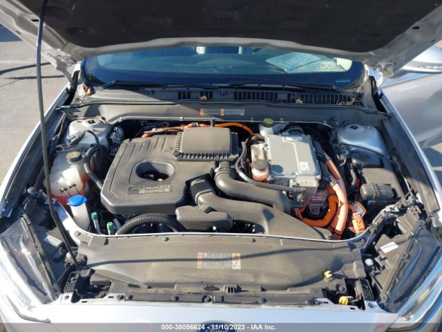 Photo 9 VIN: 3FA6P0PU9HR329909 - FORD FUSION ENERGI 