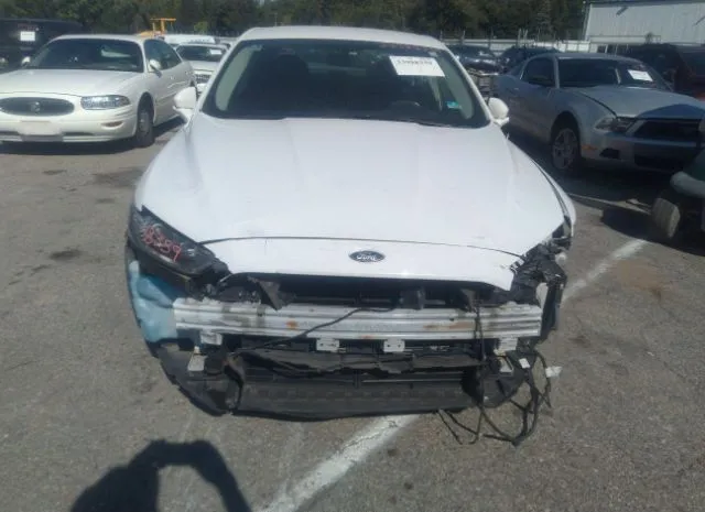 Photo 5 VIN: 3FA6P0PUXFR285173 - FORD FUSION ENERGI 