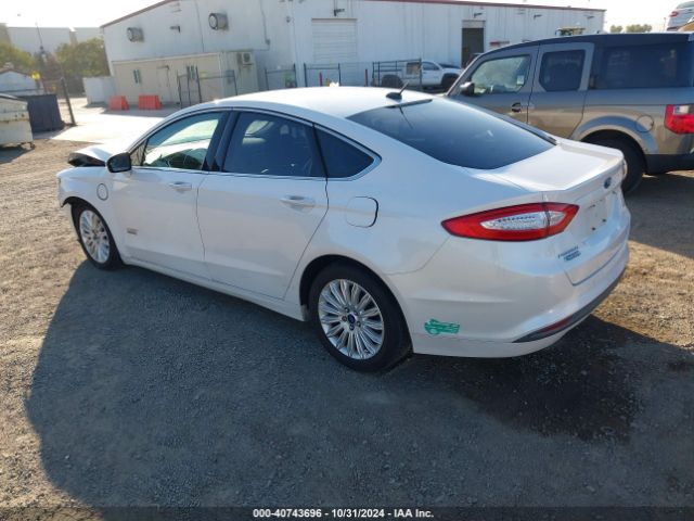 Photo 2 VIN: 3FA6P0PUXGR123089 - FORD FUSION 