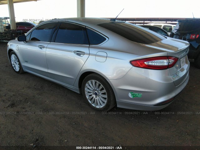 Photo 2 VIN: 3FA6P0PUXGR304774 - FORD FUSION ENERGI 