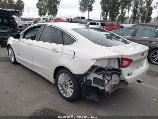 Photo 2 VIN: 3FA6P0PUXGR384643 - FORD FUSION ENERGI 