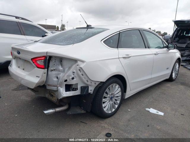 Photo 3 VIN: 3FA6P0PUXGR384643 - FORD FUSION ENERGI 