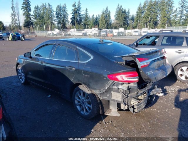 Photo 2 VIN: 3FA6P0PUXHR225591 - FORD FUSION ENERGI 