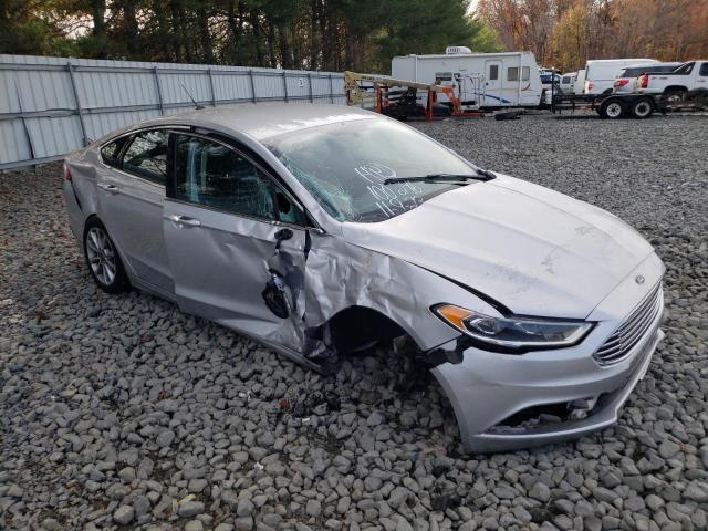 Photo 3 VIN: 3FA6P0PUXJR258239 - FORD FUSION 