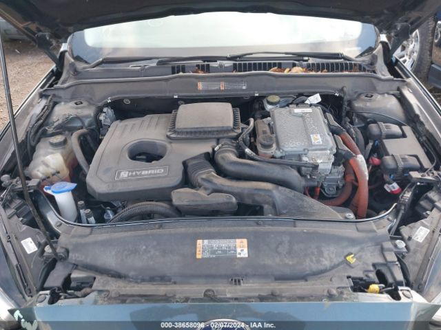 Photo 9 VIN: 3FA6P0RU0FR137191 - FORD FUSION HYBRID 