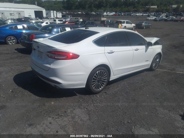 Photo 3 VIN: 3FA6P0RU1HR188220 - FORD FUSION 