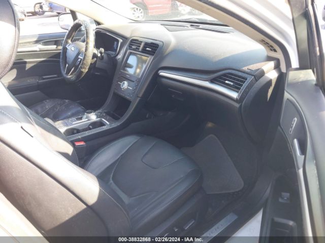 Photo 4 VIN: 3FA6P0RU1HR296126 - FORD FUSION HYBRID 