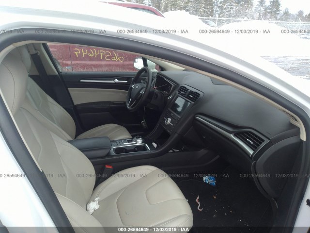 Photo 4 VIN: 3FA6P0RU2HR233102 - FORD FUSION 