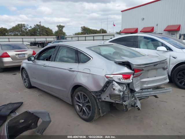 Photo 2 VIN: 3FA6P0RU2KR188282 - FORD FUSION 