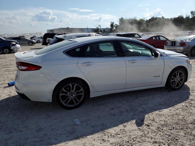 Photo 2 VIN: 3FA6P0RU2KR273591 - FORD FUSION TIT 