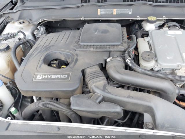 Photo 9 VIN: 3FA6P0RU3JR123830 - FORD FUSION HYBRID 