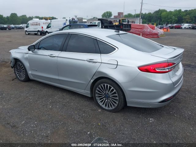 Photo 2 VIN: 3FA6P0RU3JR124198 - FORD FUSION 