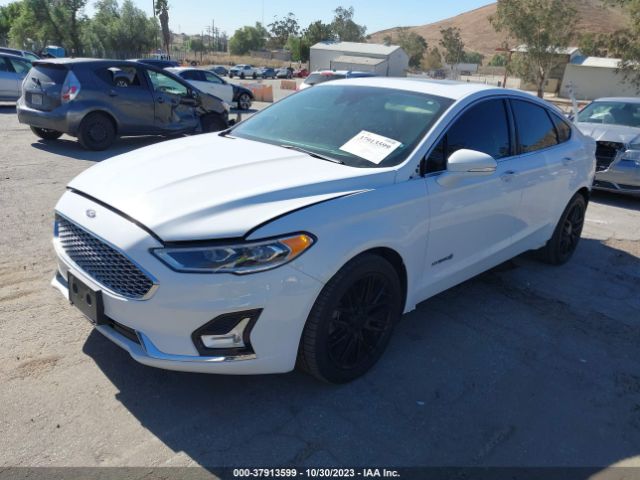 Photo 1 VIN: 3FA6P0RU3KR180319 - FORD FUSION 