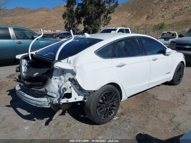 Photo 3 VIN: 3FA6P0RU3KR180319 - FORD FUSION 