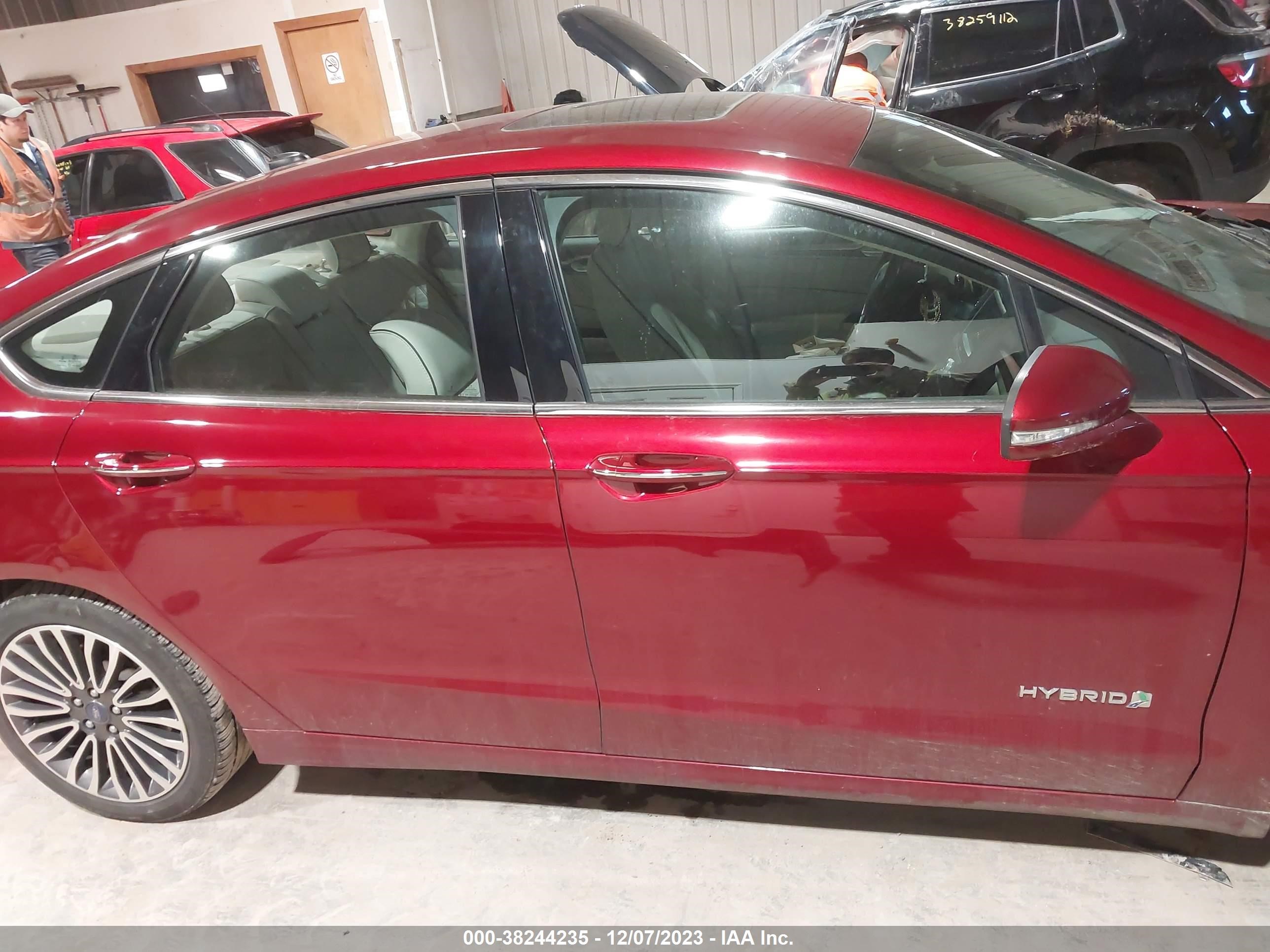 Photo 13 VIN: 3FA6P0RU4JR150129 - FORD FUSION 