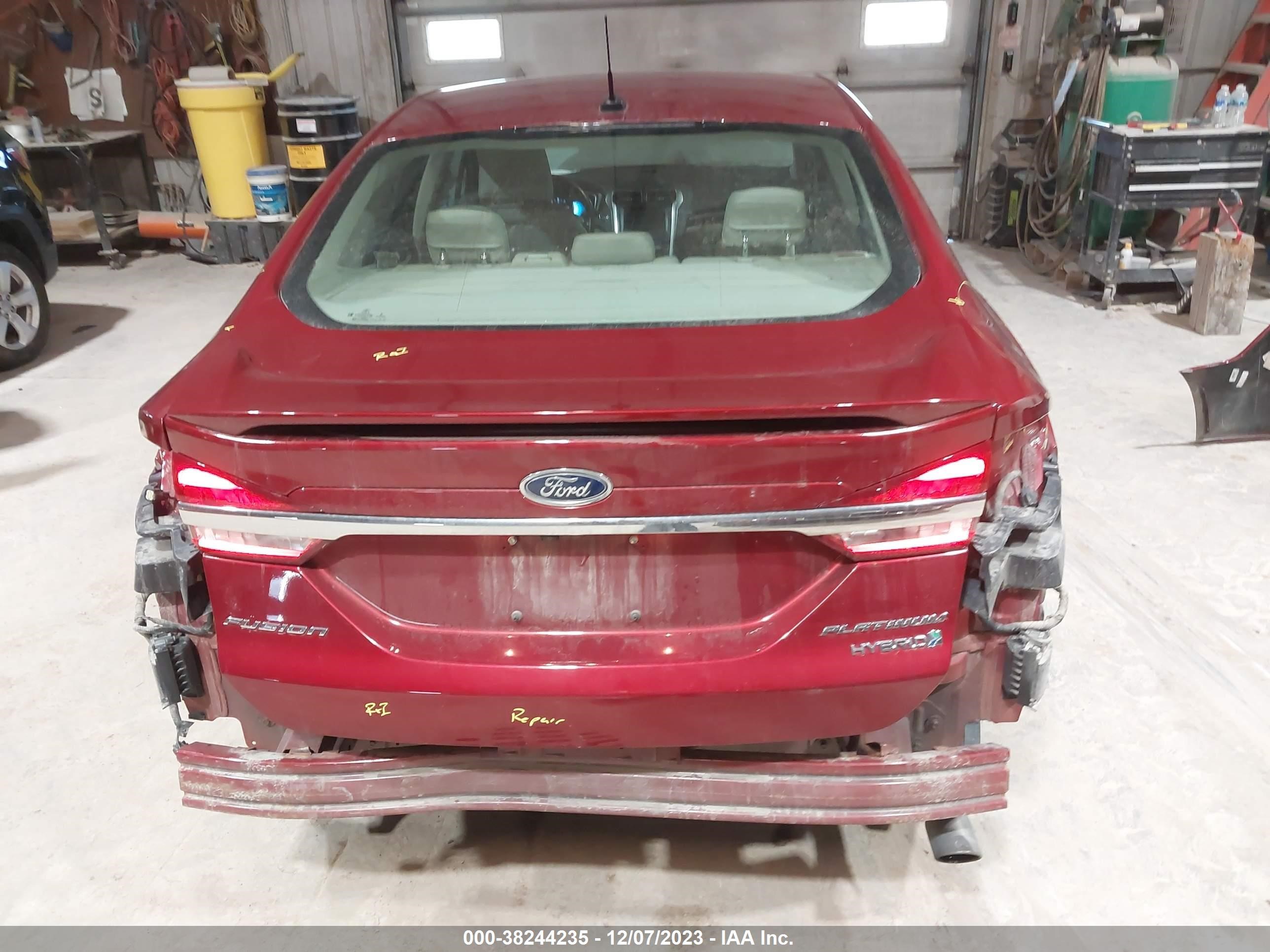 Photo 16 VIN: 3FA6P0RU4JR150129 - FORD FUSION 