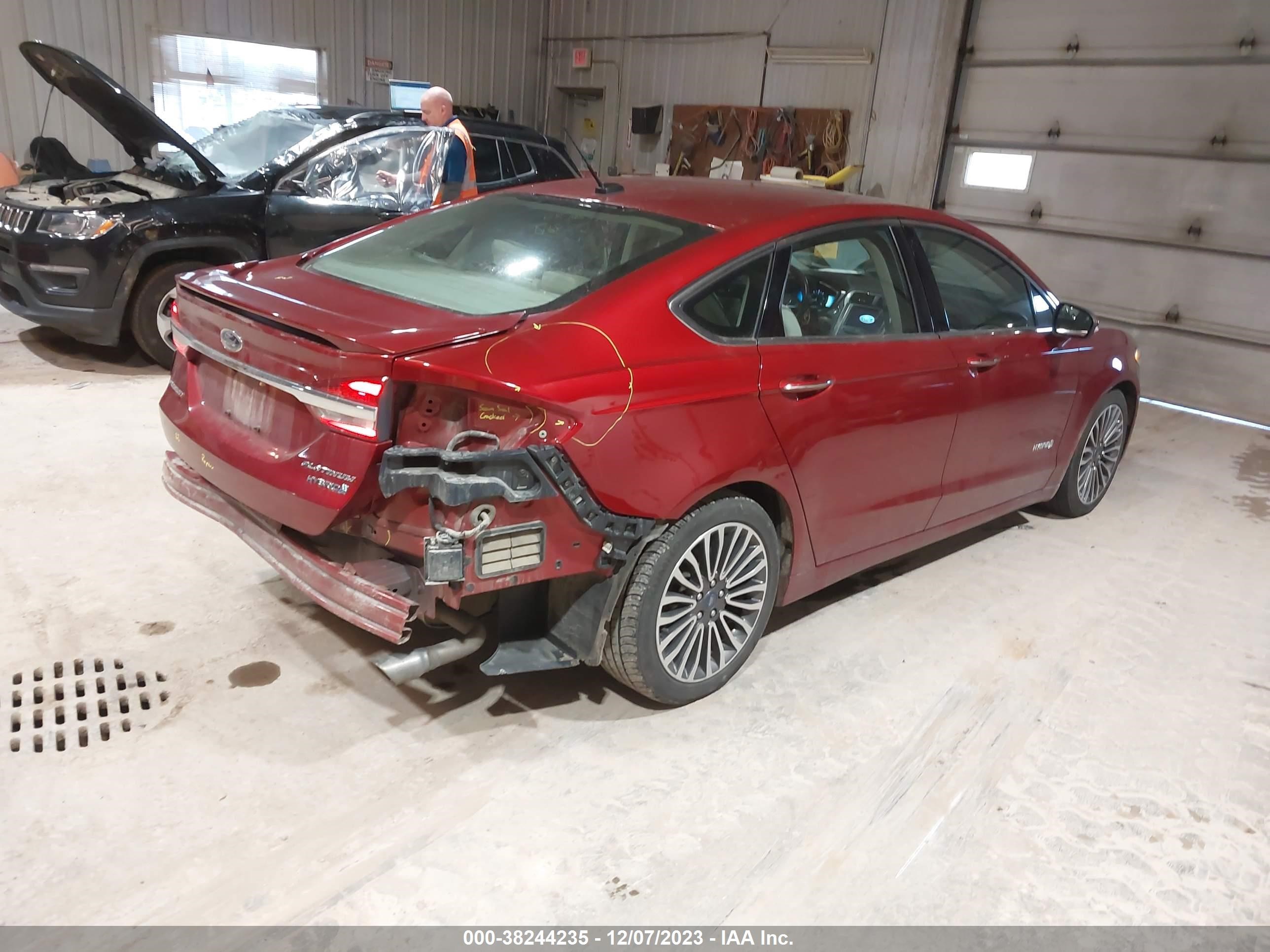 Photo 3 VIN: 3FA6P0RU4JR150129 - FORD FUSION 