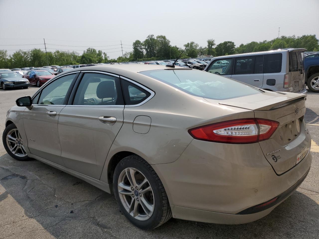 Photo 1 VIN: 3FA6P0RU5FR211933 - FORD FUSION 