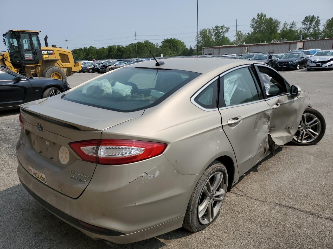 Photo 2 VIN: 3FA6P0RU5FR211933 - FORD FUSION 