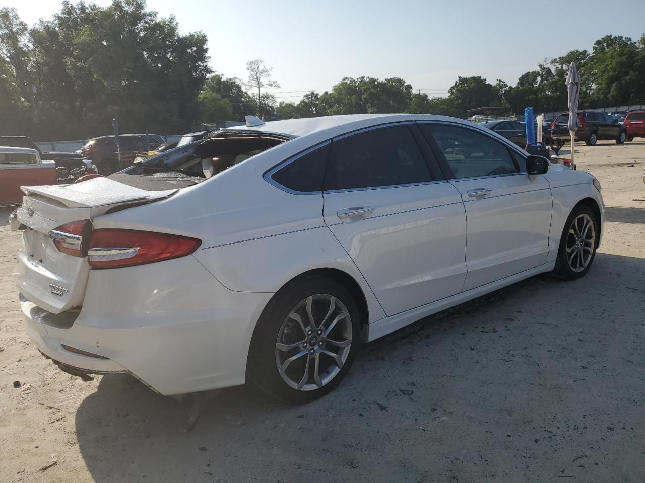 Photo 2 VIN: 3FA6P0RU6LR185144 - FORD FUSION 