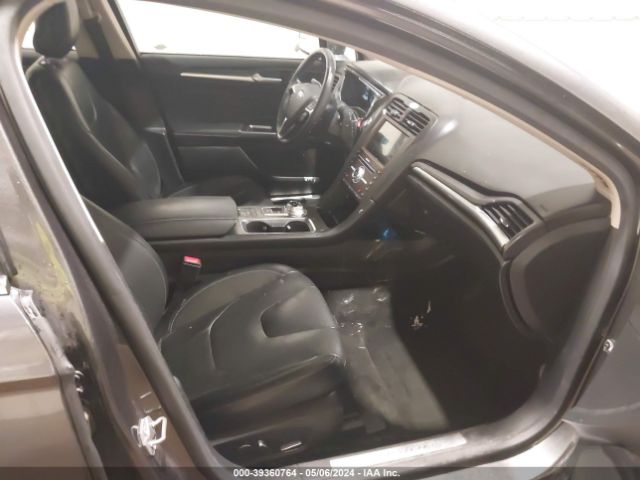 Photo 4 VIN: 3FA6P0RU7HR368821 - FORD FUSION HYBRID 