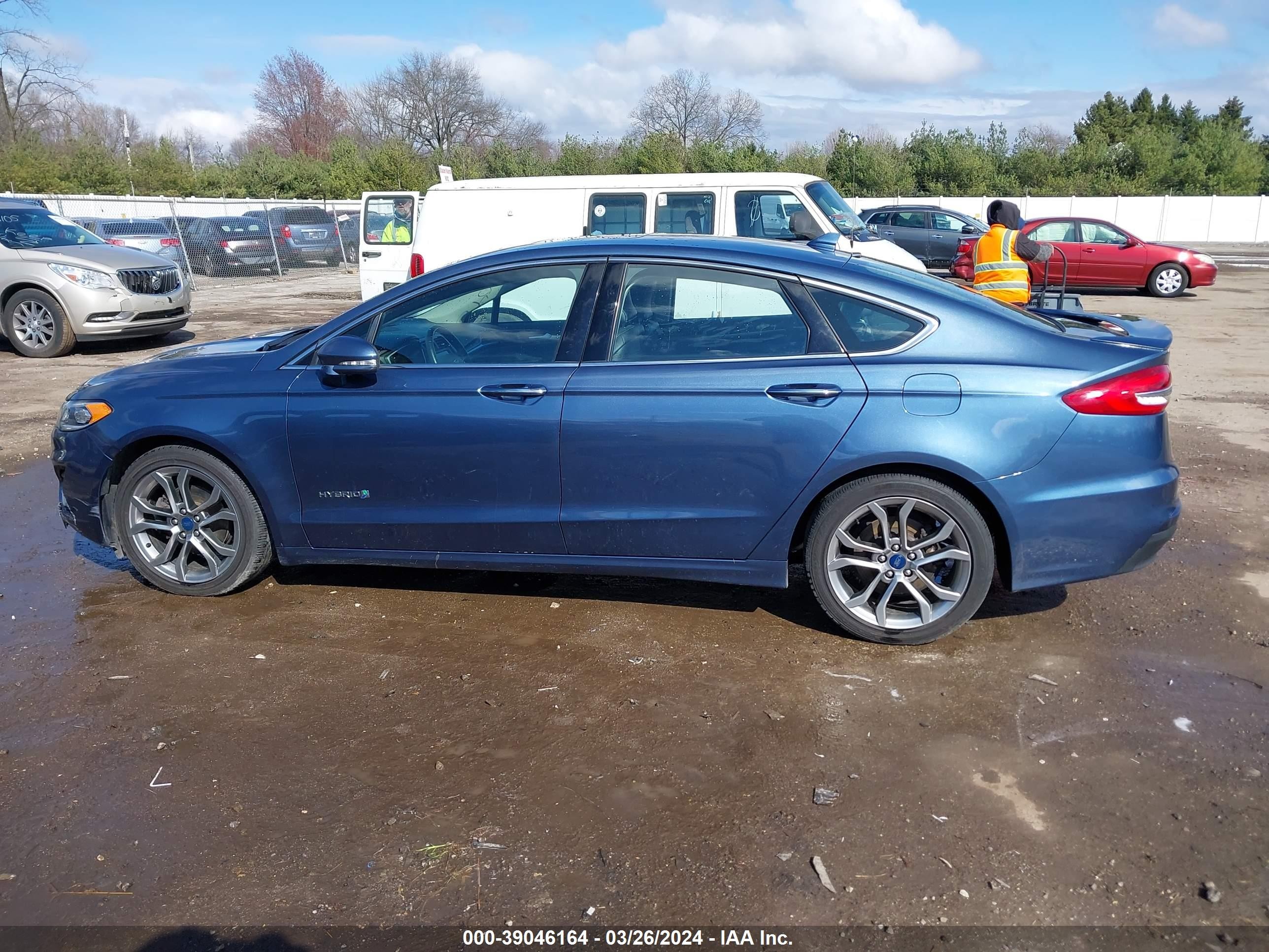 Photo 13 VIN: 3FA6P0RU7KR169386 - FORD FUSION 