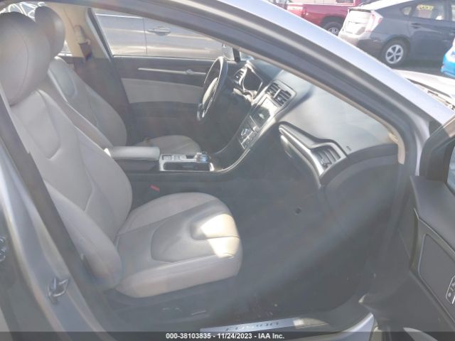 Photo 4 VIN: 3FA6P0RU8HR360016 - FORD FUSION HYBRID 