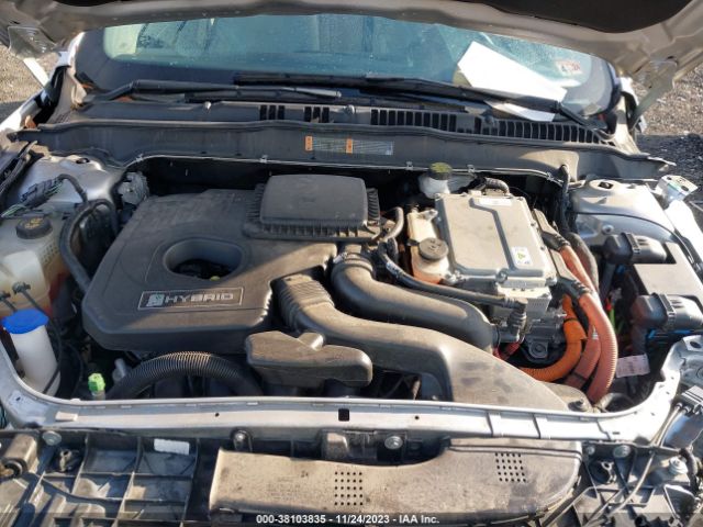 Photo 9 VIN: 3FA6P0RU8HR360016 - FORD FUSION HYBRID 