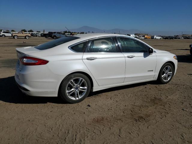 Photo 2 VIN: 3FA6P0RU9FR201258 - FORD FUSION 