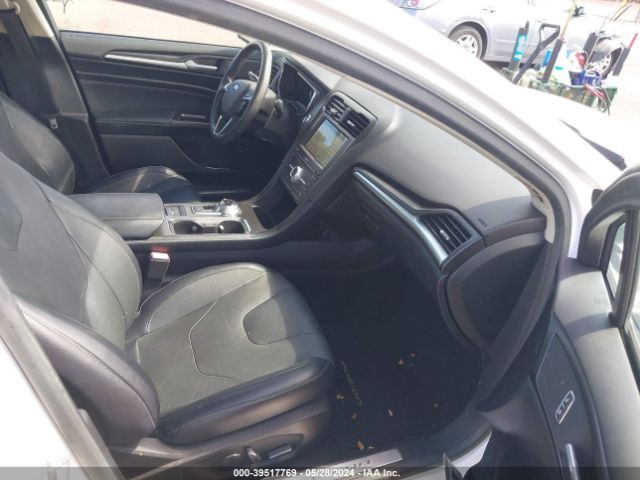 Photo 4 VIN: 3FA6P0RU9JR244832 - FORD FUSION 