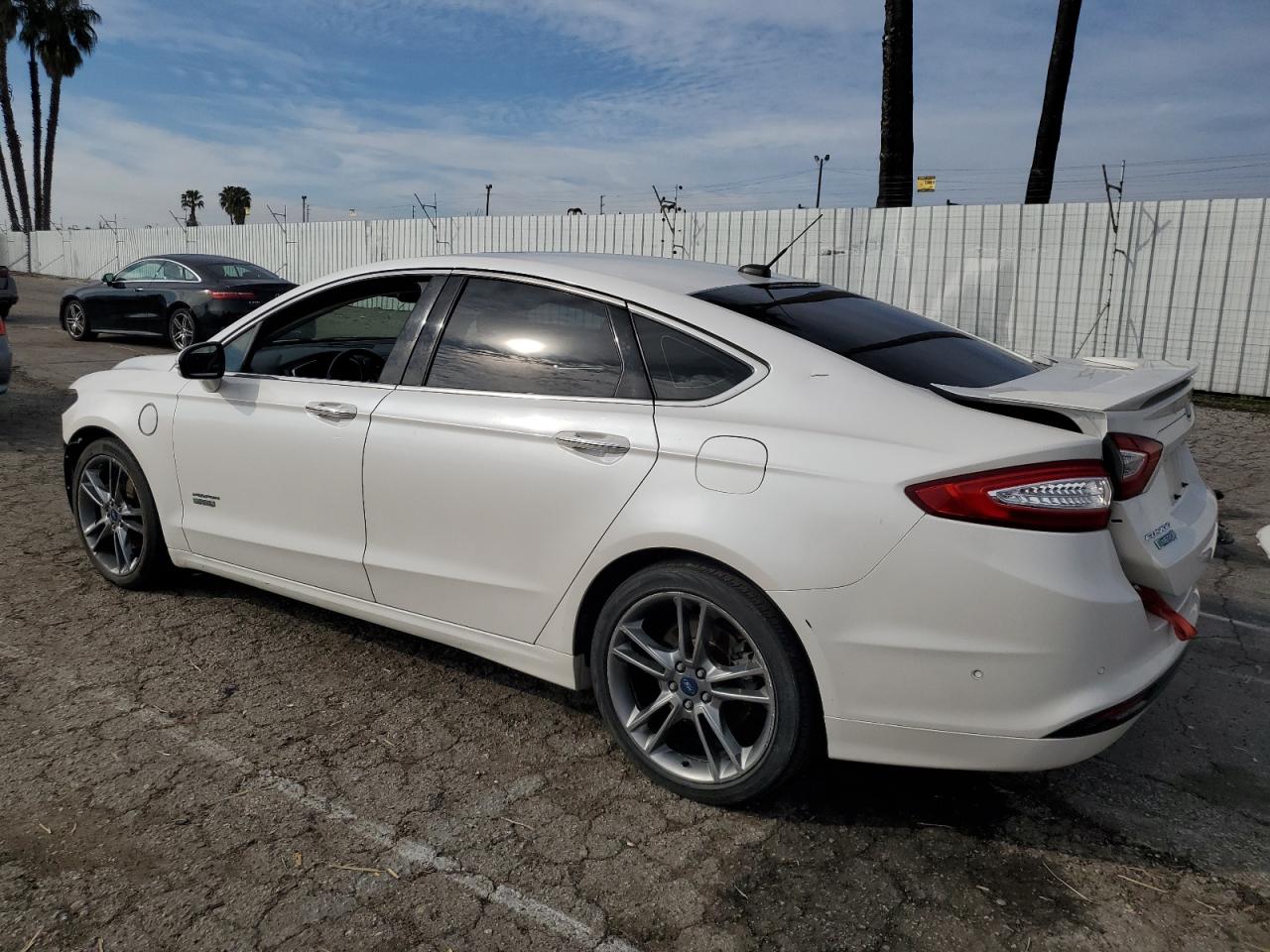 Photo 1 VIN: 3FA6P0SU0DR373699 - FORD FUSION 