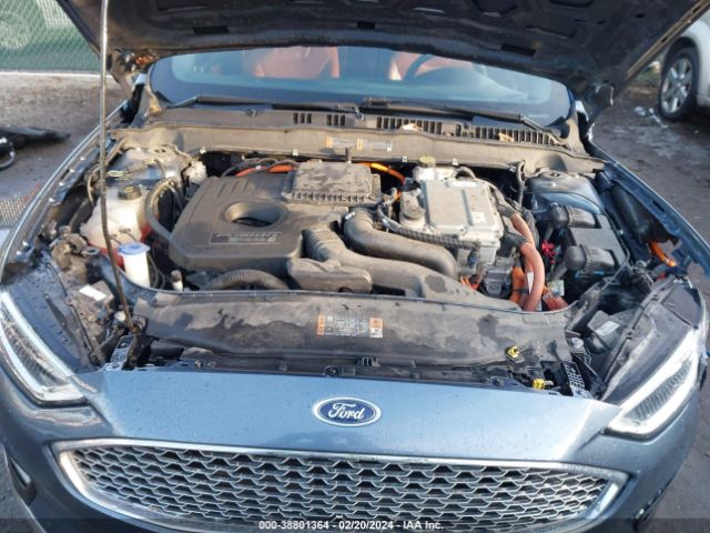 Photo 9 VIN: 3FA6P0SU0KR185178 - FORD FUSION ENERGI 