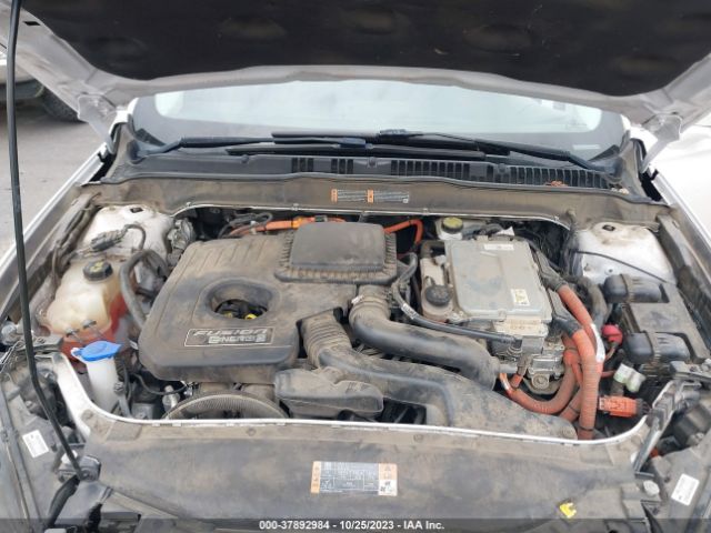 Photo 9 VIN: 3FA6P0SU1FR284405 - FORD FUSION ENERGI 