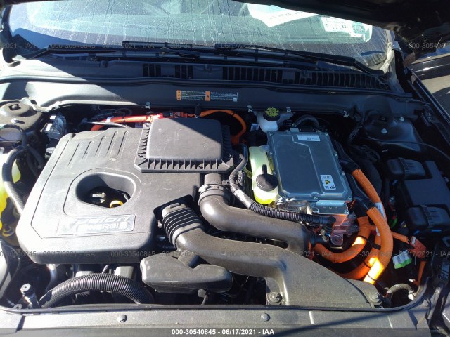 Photo 9 VIN: 3FA6P0SU1LR219565 - FORD FUSION ENERGI 