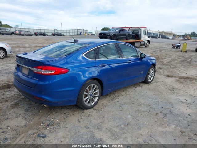 Photo 3 VIN: 3FA6P0SU2HR191119 - FORD FUSION 