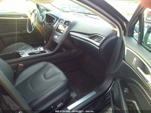 Photo 4 VIN: 3FA6P0SU2LR132046 - FORD FUSION ENERGI 