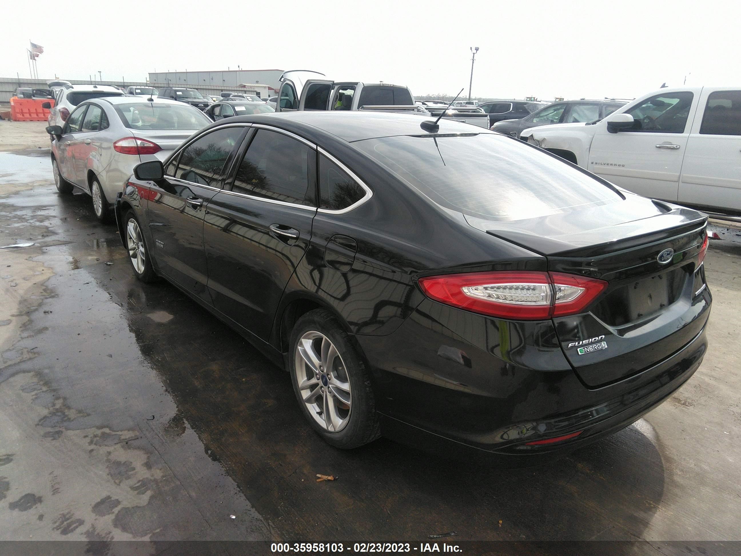 Photo 2 VIN: 3FA6P0SU3FR244455 - FORD FUSION 