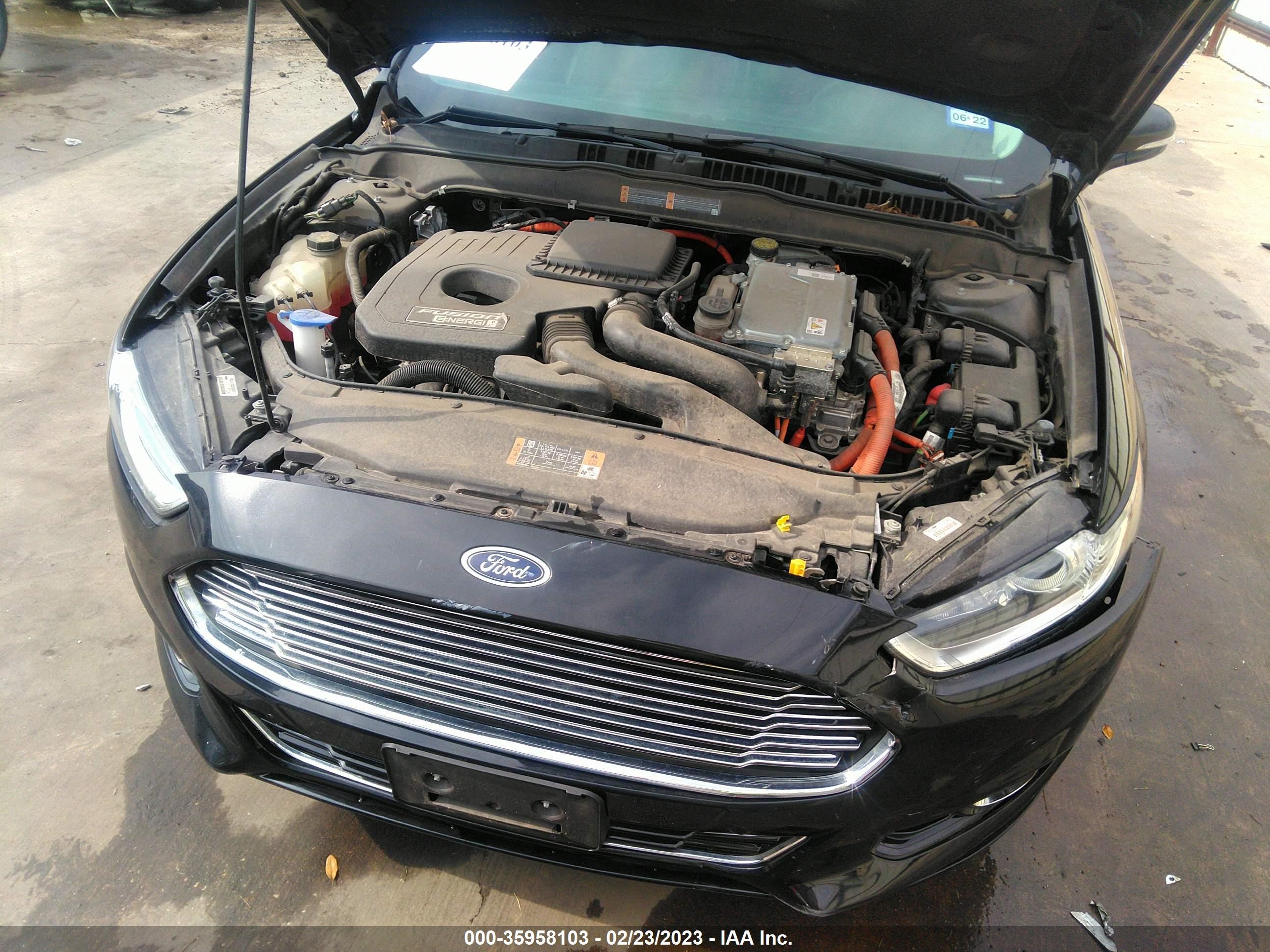 Photo 9 VIN: 3FA6P0SU3FR244455 - FORD FUSION 