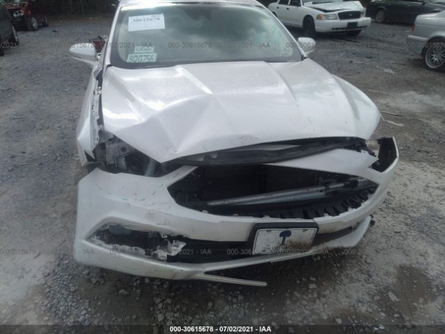 Photo 5 VIN: 3FA6P0SU3JR106598 - FORD FUSION ENERGI 