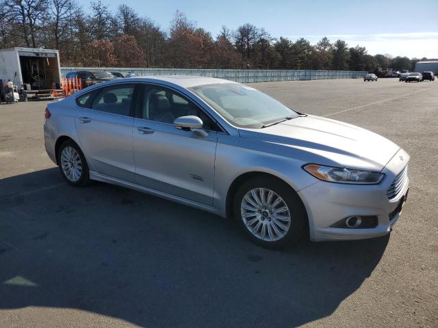 Photo 3 VIN: 3FA6P0SU4DR294729 - FORD FUSION TIT 