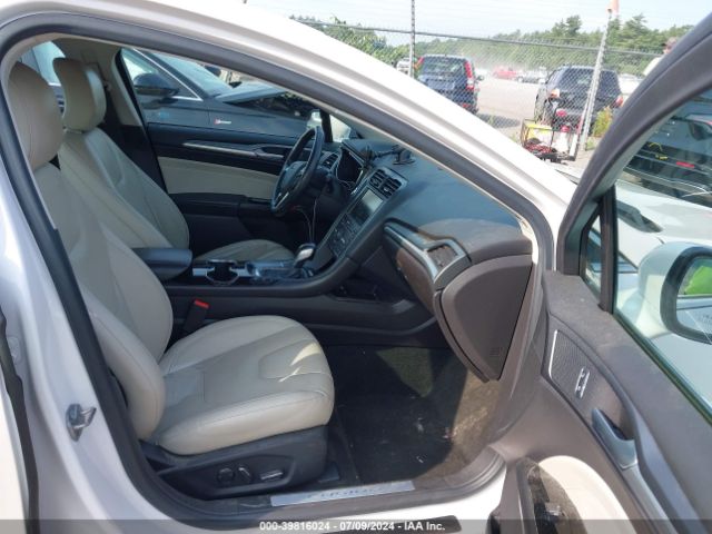 Photo 4 VIN: 3FA6P0SU4GR357400 - FORD FUSION 