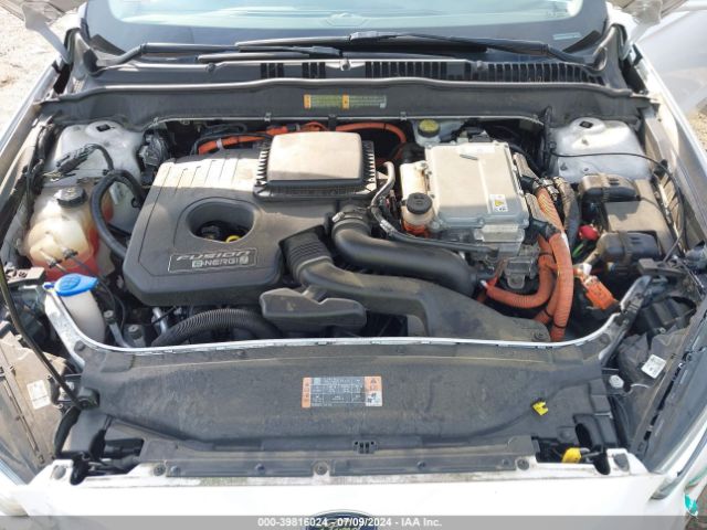 Photo 9 VIN: 3FA6P0SU4GR357400 - FORD FUSION 