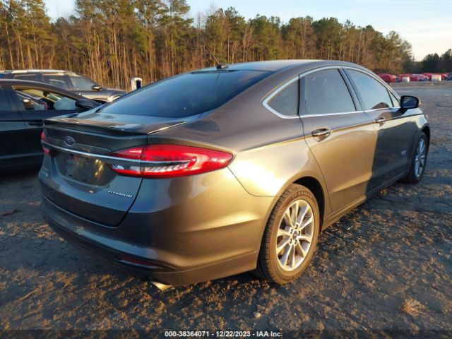 Photo 3 VIN: 3FA6P0SU4JR162873 - FORD FUSION ENERGI 