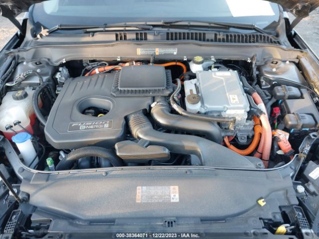 Photo 9 VIN: 3FA6P0SU4JR162873 - FORD FUSION ENERGI 