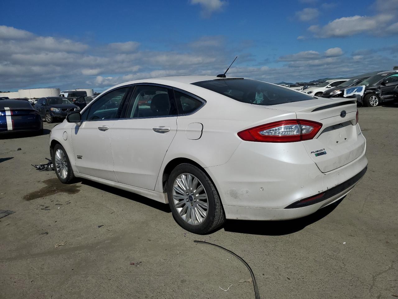 Photo 1 VIN: 3FA6P0SU5ER270232 - FORD FUSION 