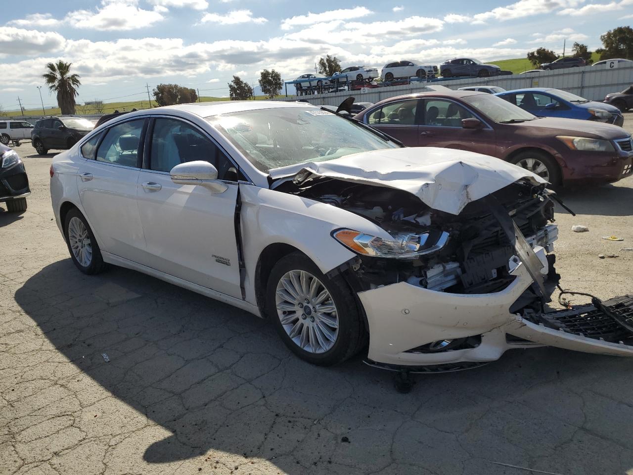 Photo 3 VIN: 3FA6P0SU5ER270232 - FORD FUSION 